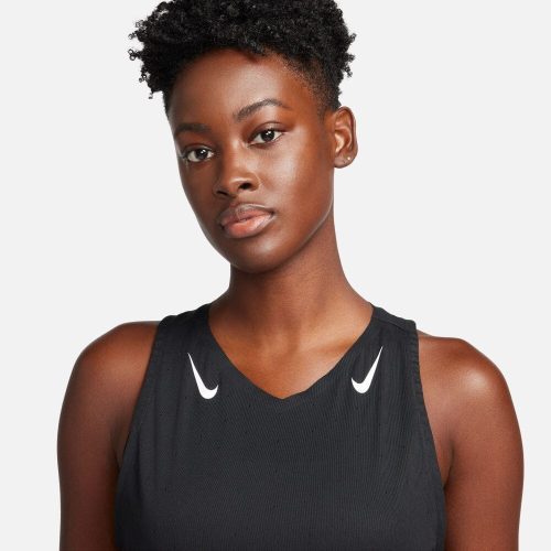 NikeWomen sAeroSwiftDri FITADVRunningSingletBlackWhite4