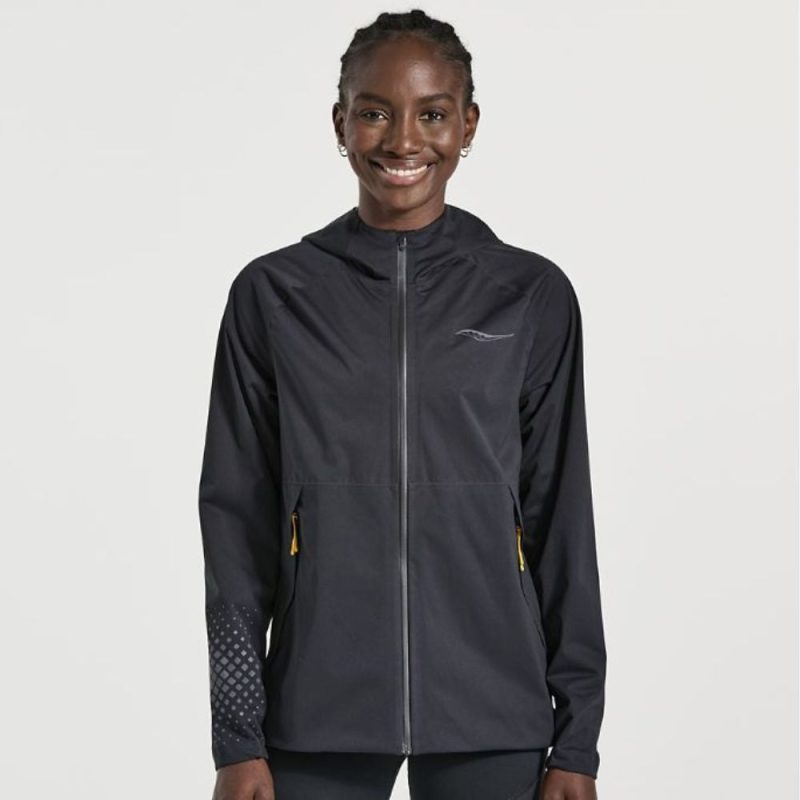 Saucony Women's Boulder Drizzle Jacket Women's Jackets - BlackToe Running#colour_black