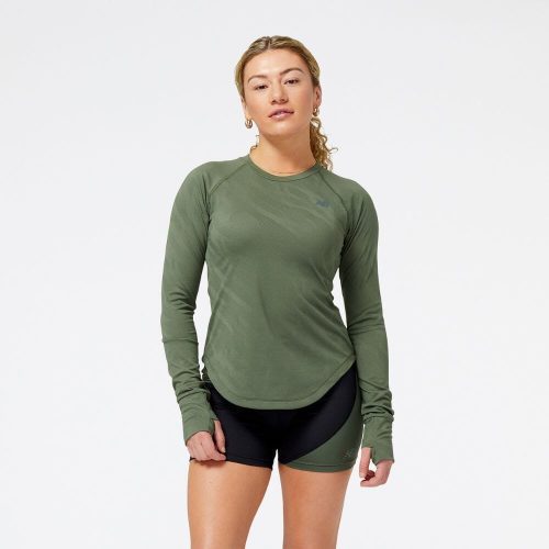 New Balance Women's Q Speed Jacquard Long Sleeve Women's Tops - BlackToe Running#colour_deep-olive-green